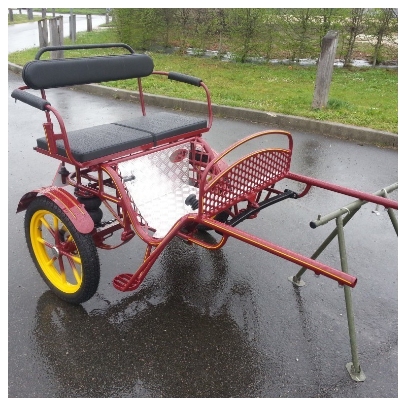 pneus pour attelage hippomobile de chevaux